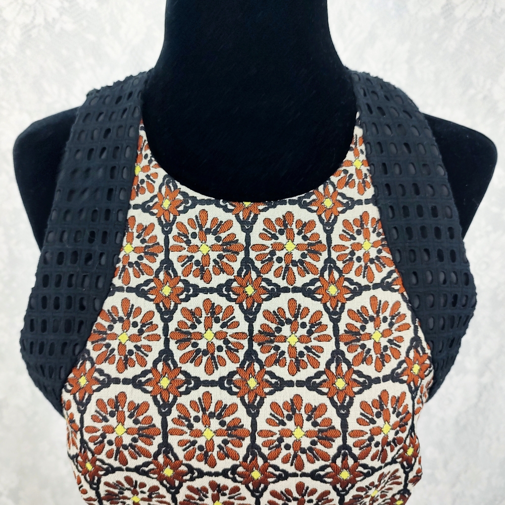 H&M Elegant Sleeveless Dress With Pockets - Picture 3 of 10